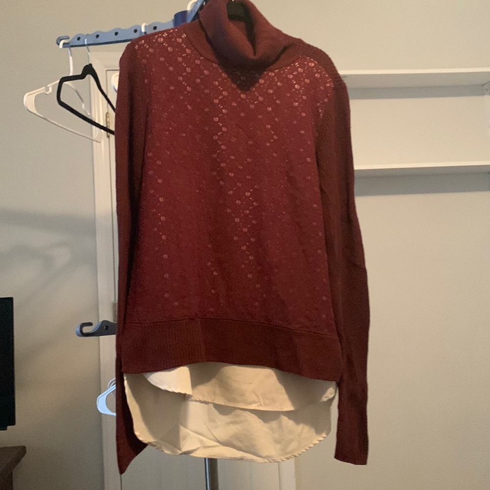 L Simply Vera burgundy sweater
